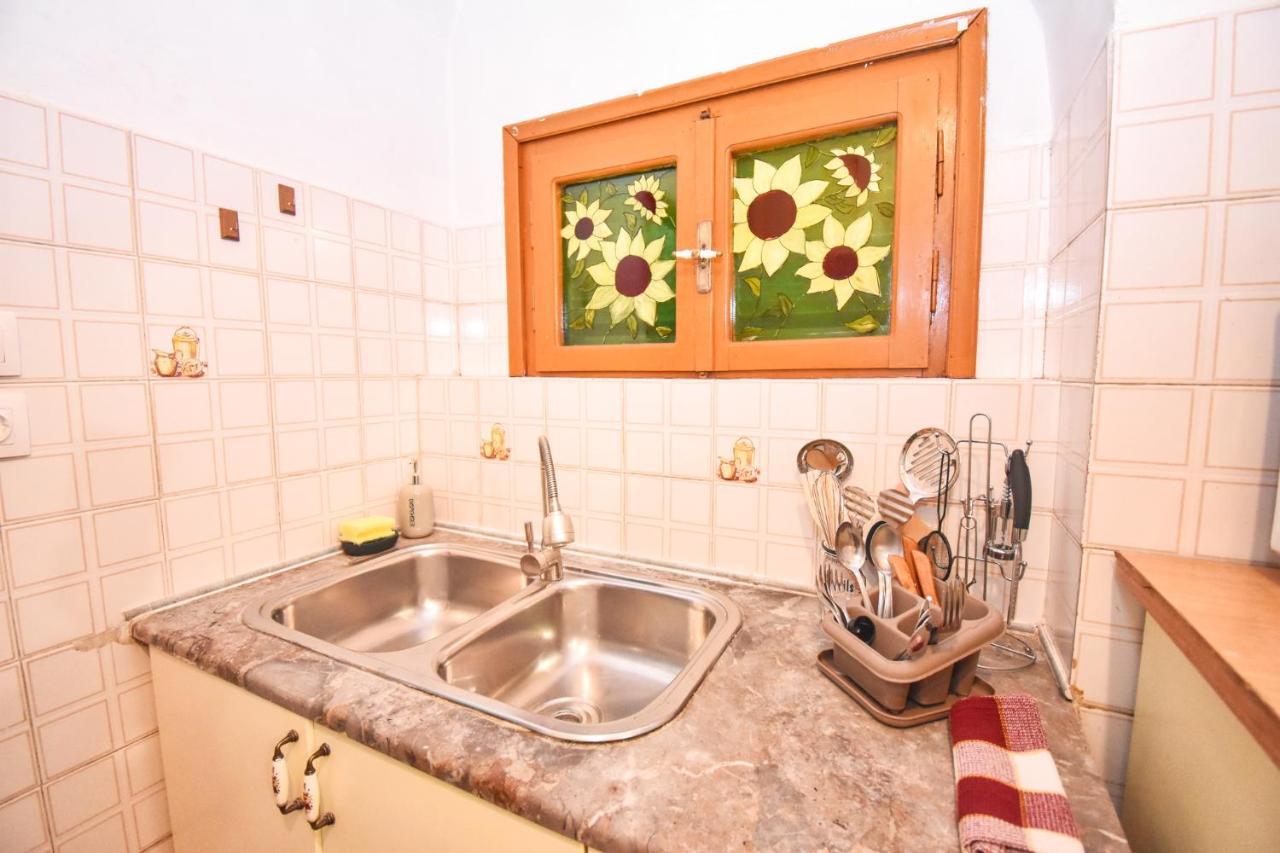 Venetian Well Gallery Apartment In Corfu Old Town Exterior foto
